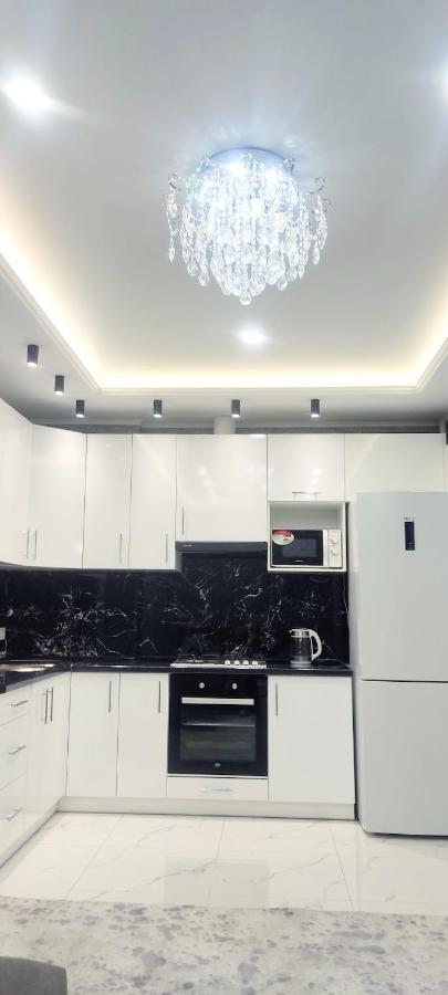 Apartamento Malinki Odesa Exterior foto